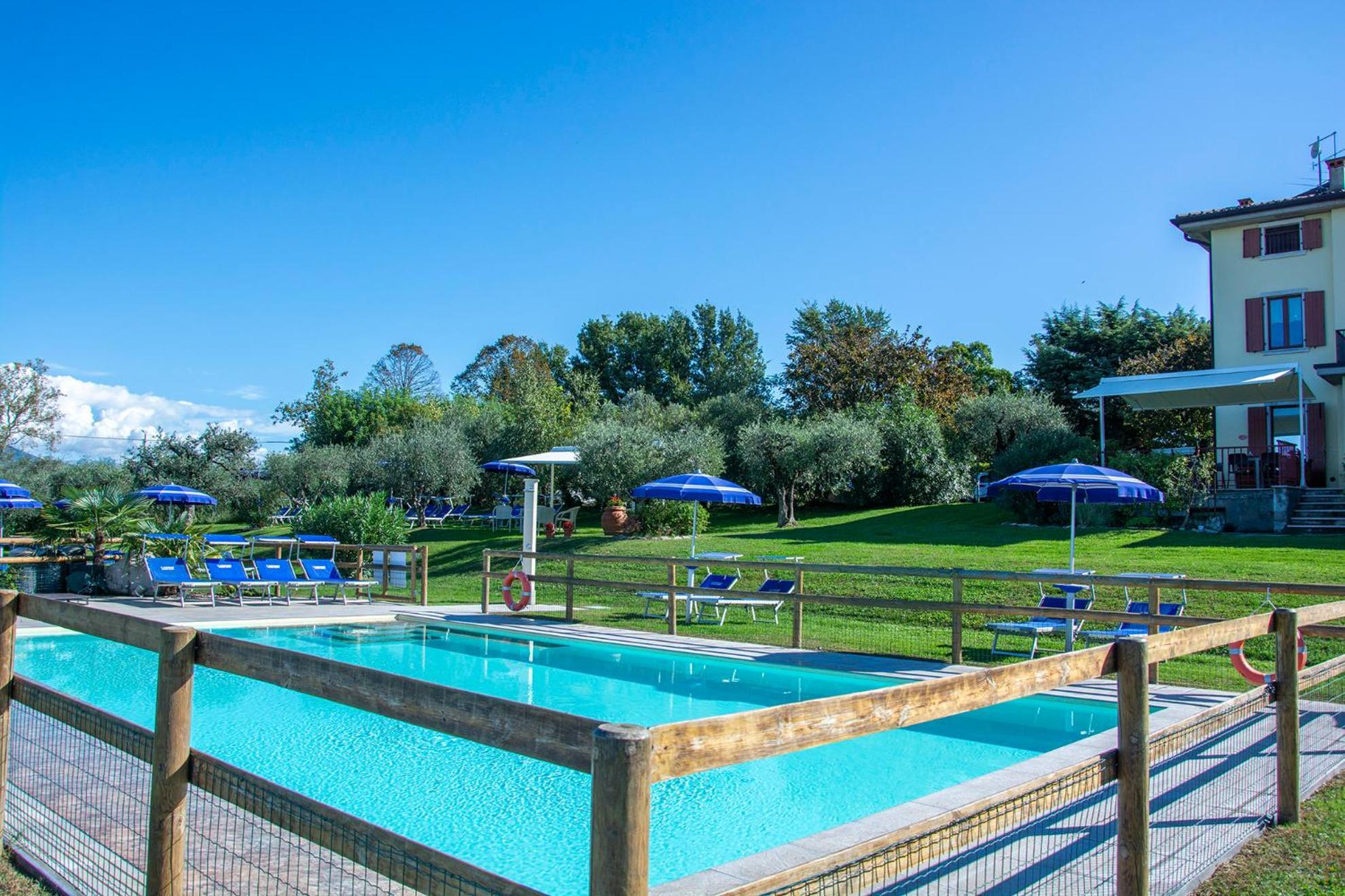 Agriturismo Il Giardino Degli Ulivi Λατζίζε Εξωτερικό φωτογραφία